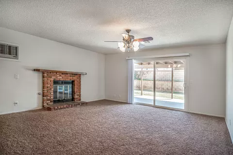 1124 E Ave J 10, Lancaster, CA 93535 photo 5