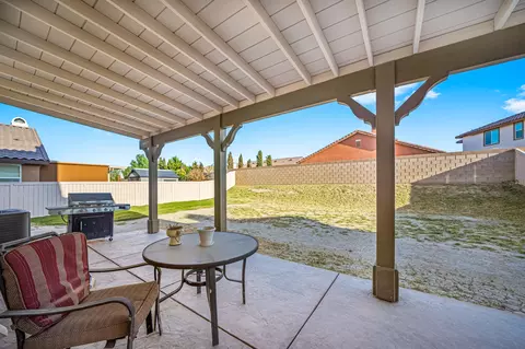 4130 W Avenue J-7, Lancaster, CA 93536 photo 32