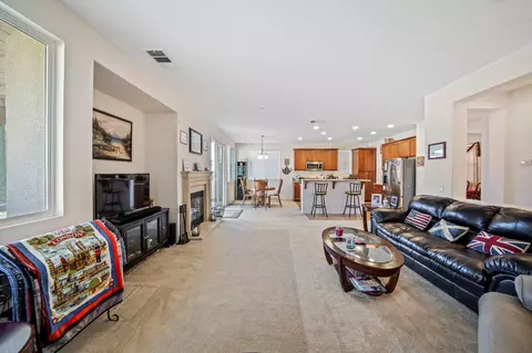 4130 W Avenue J-7, Lancaster, CA 93536 photo 6