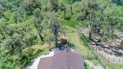 24180 Woodbine Ct, Tehachapi, CA 93561 photo 57