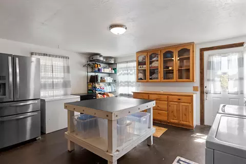 24180 Woodbine Ct, Tehachapi, CA 93561 photo 32