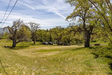 24180 Woodbine Ct, Tehachapi, CA 93561 photo 40