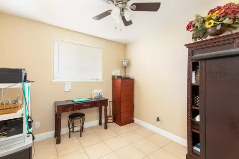 45327 Kingtree Ave, Lancaster, CA 93534 photo 14