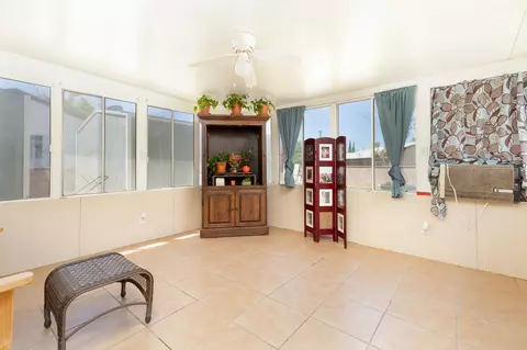 45327 Kingtree Ave, Lancaster, CA 93534 photo 8