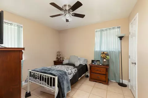 45327 Kingtree Ave, Lancaster, CA 93534 photo 13