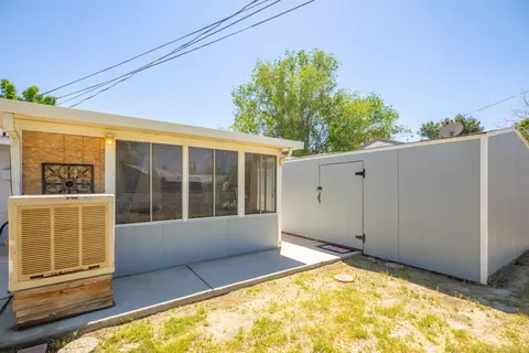 45327 Kingtree Ave, Lancaster, CA 93534 photo 25