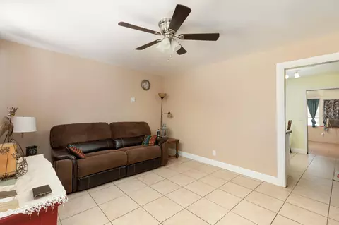 45327 Kingtree Ave, Lancaster, CA 93534 photo 16