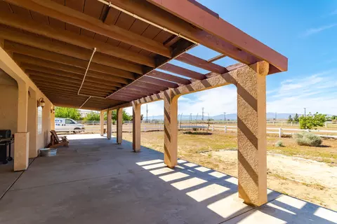 8827 W Avenue D2, Lancaster, CA 93536 photo 28