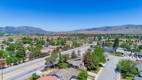1361 Tanglewood Dr, Tehachapi, CA 93561 photo 38