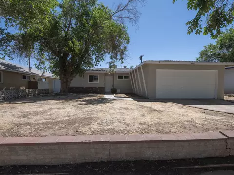 44008 Fig Ave, Lancaster, CA 93534 photo 1