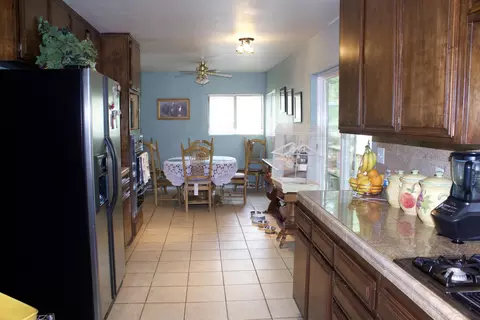 17895 St Moritz Dr, Tehachapi, CA 93561 photo 12