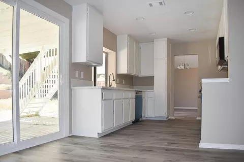 126 Horizon Rd, Palmdale, CA 93550 photo 3
