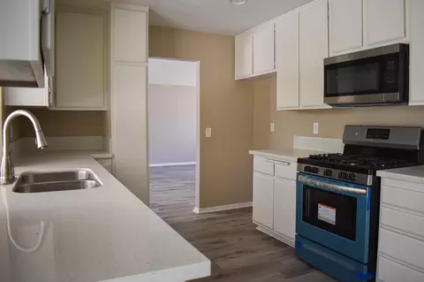 126 Horizon Rd, Palmdale, CA 93550 photo 4
