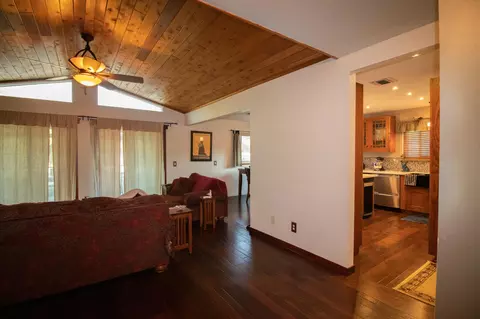 30060 Lower Valley Rd N, Tehachapi, CA 93561 photo 5