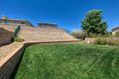 37407 Hazelnut Pl, Palmdale, CA 93551 photo 41