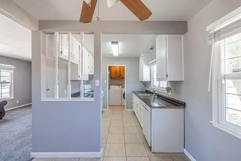 15917 Lee St, Mojave, CA 93501 photo 6
