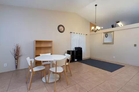 36753 Caldron St, Palmdale, CA 93552 photo 10