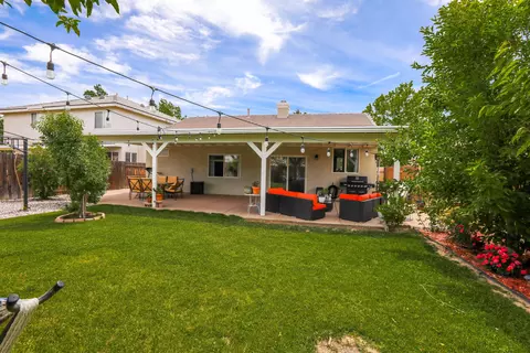 45751 Berkshire St, Lancaster, CA 93534 photo 18