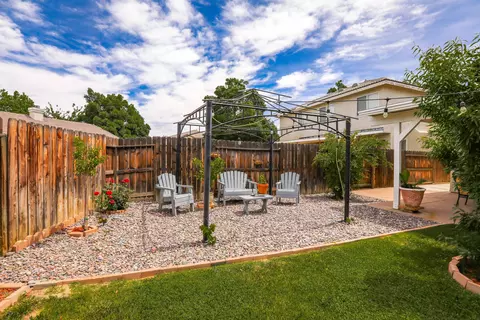 45751 Berkshire St, Lancaster, CA 93534 photo 19