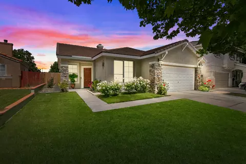45751 Berkshire St, Lancaster, CA 93534 photo 1