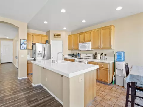 45738 Coventry St, Lancaster, CA 93534 photo 15