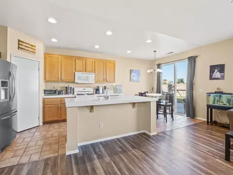 45738 Coventry St, Lancaster, CA 93534 photo 18