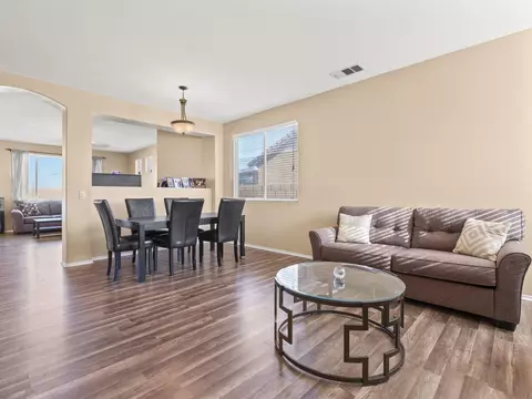 45738 Coventry St, Lancaster, CA 93534 photo 8