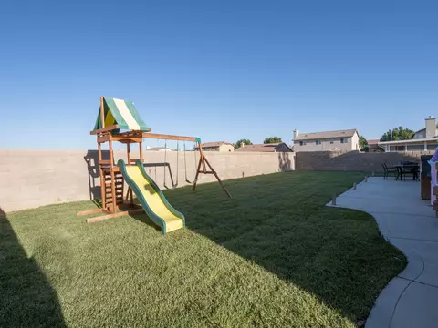 45738 Coventry St, Lancaster, CA 93534 photo 31