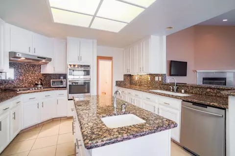4019 Dee Dee Ct, Lancaster, CA 93536 photo 8