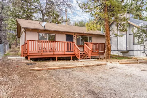 532 Vista Ave, Sugarloaf, CA 92386 photo 1