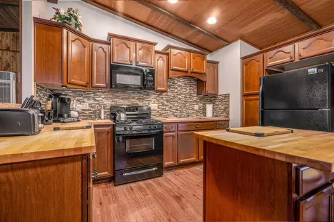 532 Vista Ave, Sugarloaf, CA 92386 photo 5