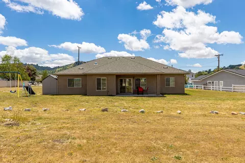 28120 Braeburn Pl, Tehachapi, CA 93561 photo 27