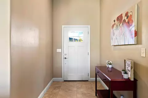 28120 Braeburn Pl, Tehachapi, CA 93561 photo 4