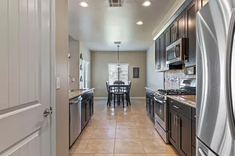 28120 Braeburn Pl, Tehachapi, CA 93561 photo 9