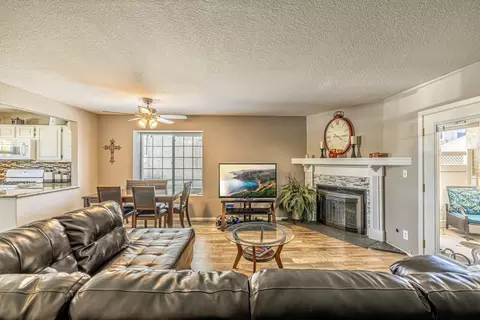43635 Park Ave, Lancaster, CA 93534 photo 6