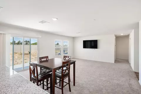 2057 E Newgrove St, Lancaster, CA 93535 photo 6