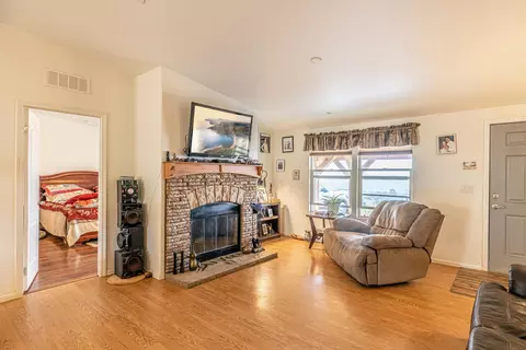 3220 Dwight Lee St, Acton, CA 93510 photo 5