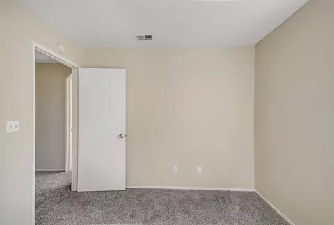 45145 Biscay St, Lancaster, CA 93535 photo 17