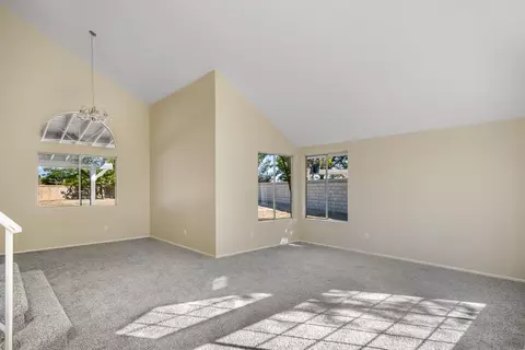 45145 Biscay St, Lancaster, CA 93535 photo 3