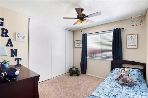 43155 Lorraine St, Lancaster, CA 93536 photo 9