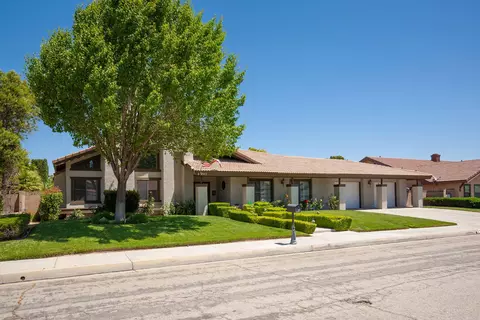 2517 Ryans Pl, Lancaster, CA 93536 photo 3