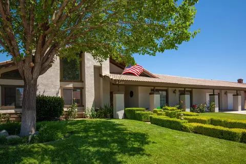 2517 Ryans Pl, Lancaster, CA 93536 photo 5