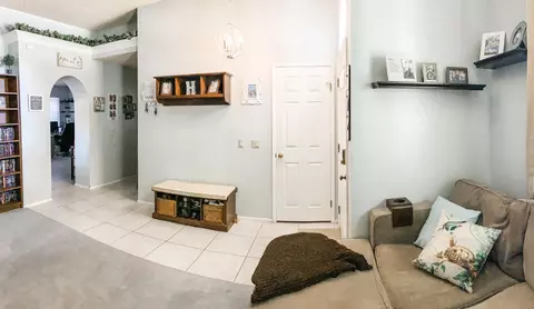 1027 James Ct, Lancaster, CA 93535 photo 7