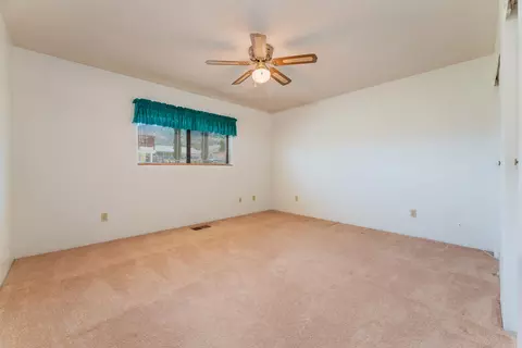 18060 Bowie St, Tehachapi, CA 93561 photo 17