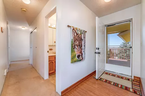 18060 Bowie St, Tehachapi, CA 93561 photo 8