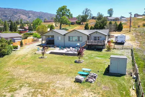 23641 Lakeview Dr, Tehachapi, CA 93561 photo 33