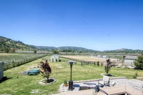 23641 Lakeview Dr, Tehachapi, CA 93561 photo 37