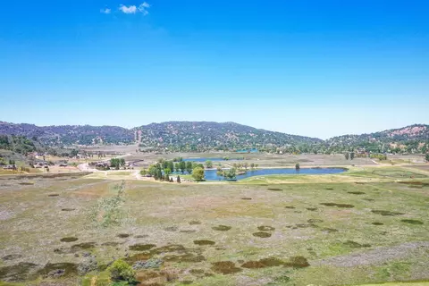 23641 Lakeview Dr, Tehachapi, CA 93561 photo 26