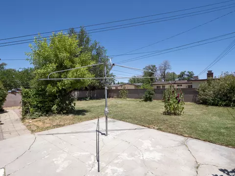 45508 Kingtree Ave, Lancaster, CA 93534 photo 32