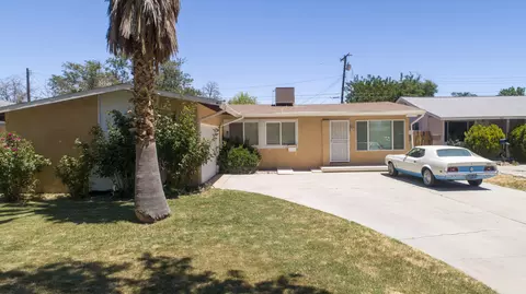 45508 Kingtree Ave, Lancaster, CA 93534 photo 3